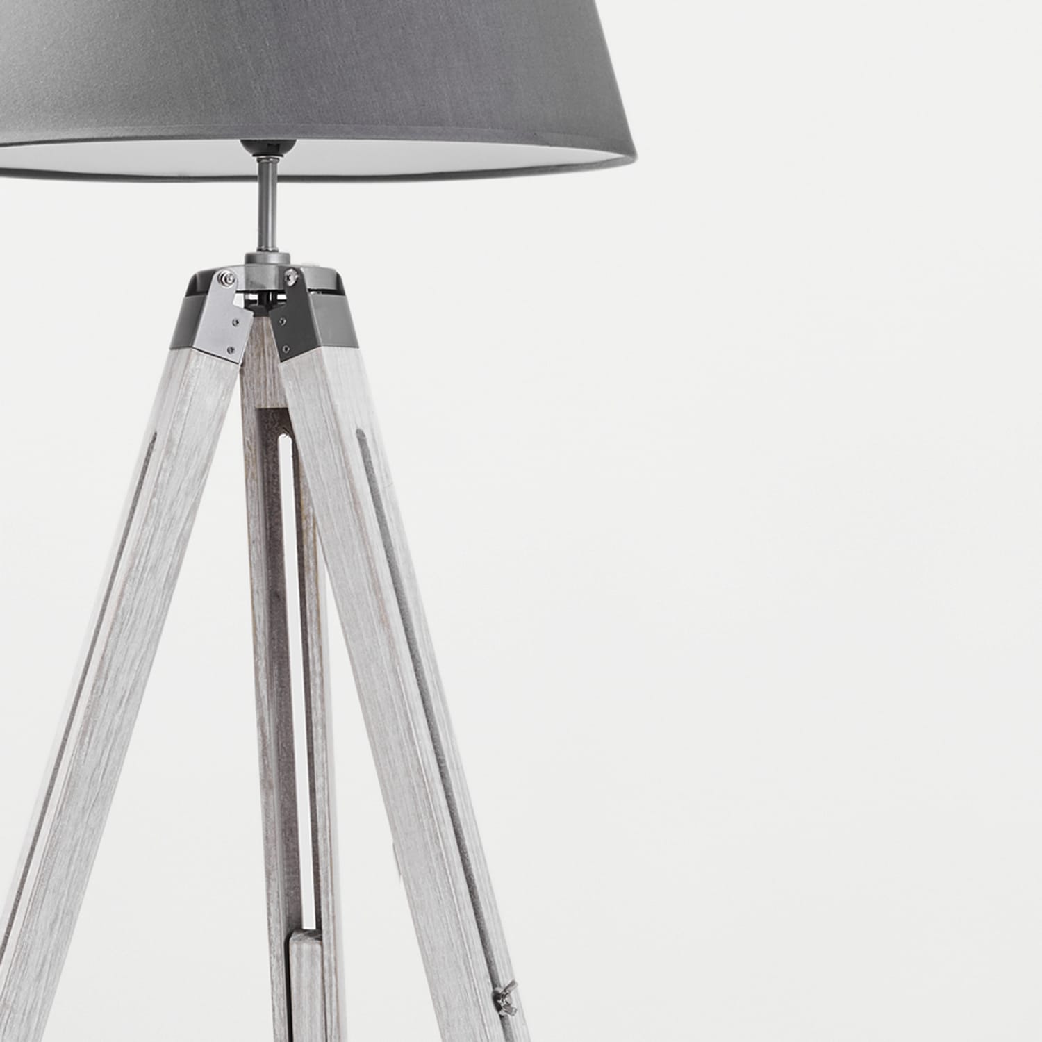 Casa Moda Wooden Tripod Floor Lamp, product image 3